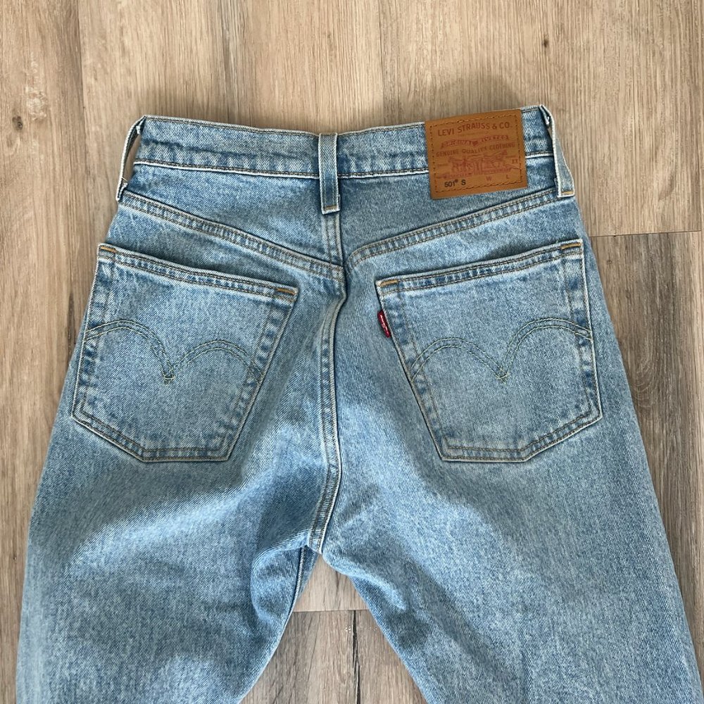LEVI 501s - Picture 3 of 3